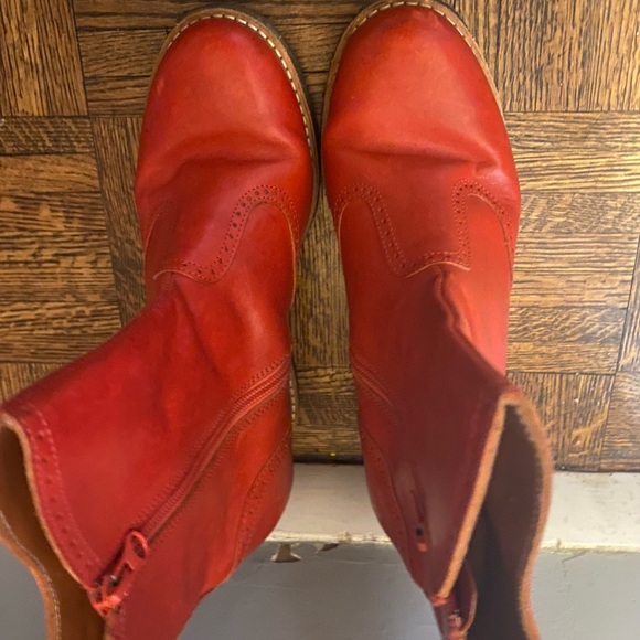 Genuine Red Hasbeens Short Wedge boot size 41 EUC - Picture 2 of 7